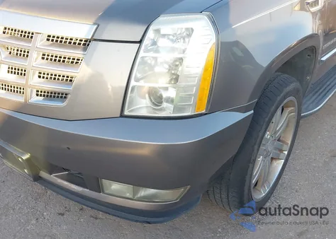 2012 Cadillac Escalade Luxury z USA, uszkodzony, nr VIN 1GYS3BEF9CR307427